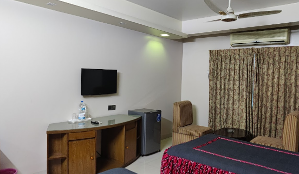 Premier AC Twin Bed Room 802