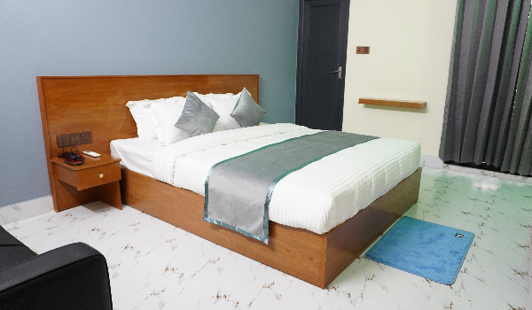 Premium Couple Delux 203