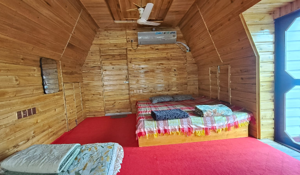 Pod House presidential pod house