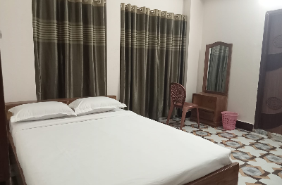 AC Couple Single Bed E