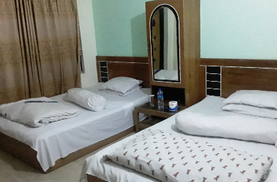 Double Bed None Ac ROOM 09