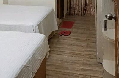 Double Bed AC 201