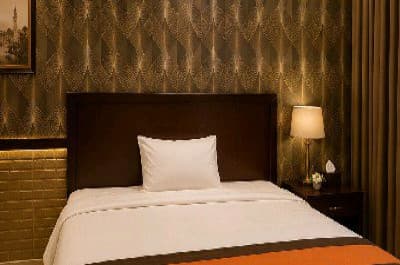 Deluxe Suite Room 101